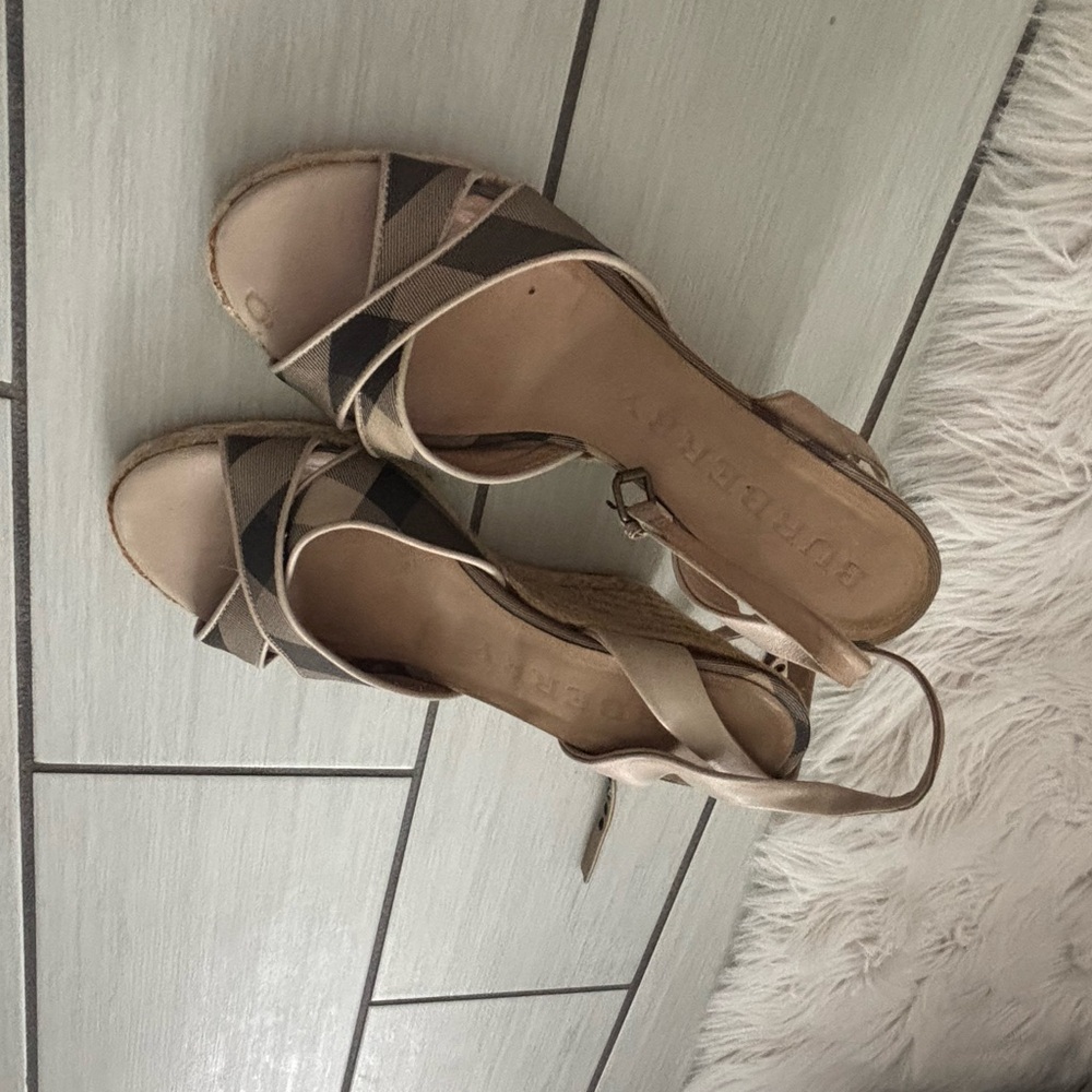 Burberry Tan and Black Espadrille Sandals